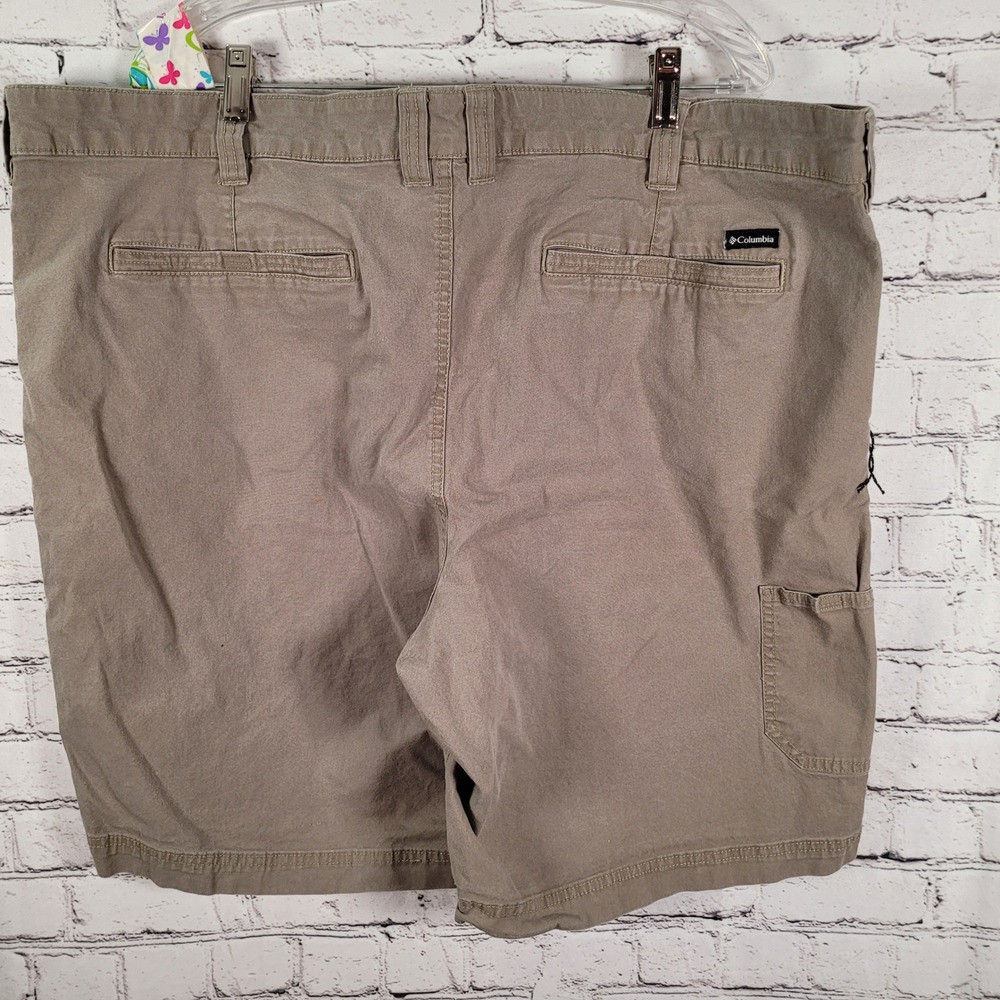 Columbia Utility Shorts Mens 44 Taupe Excellent Regular Fit Stretch‎ AM0184 - Picture 3 of 8